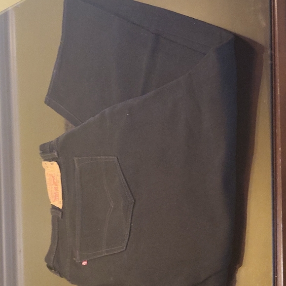 Levi's - Picture 7 of 16